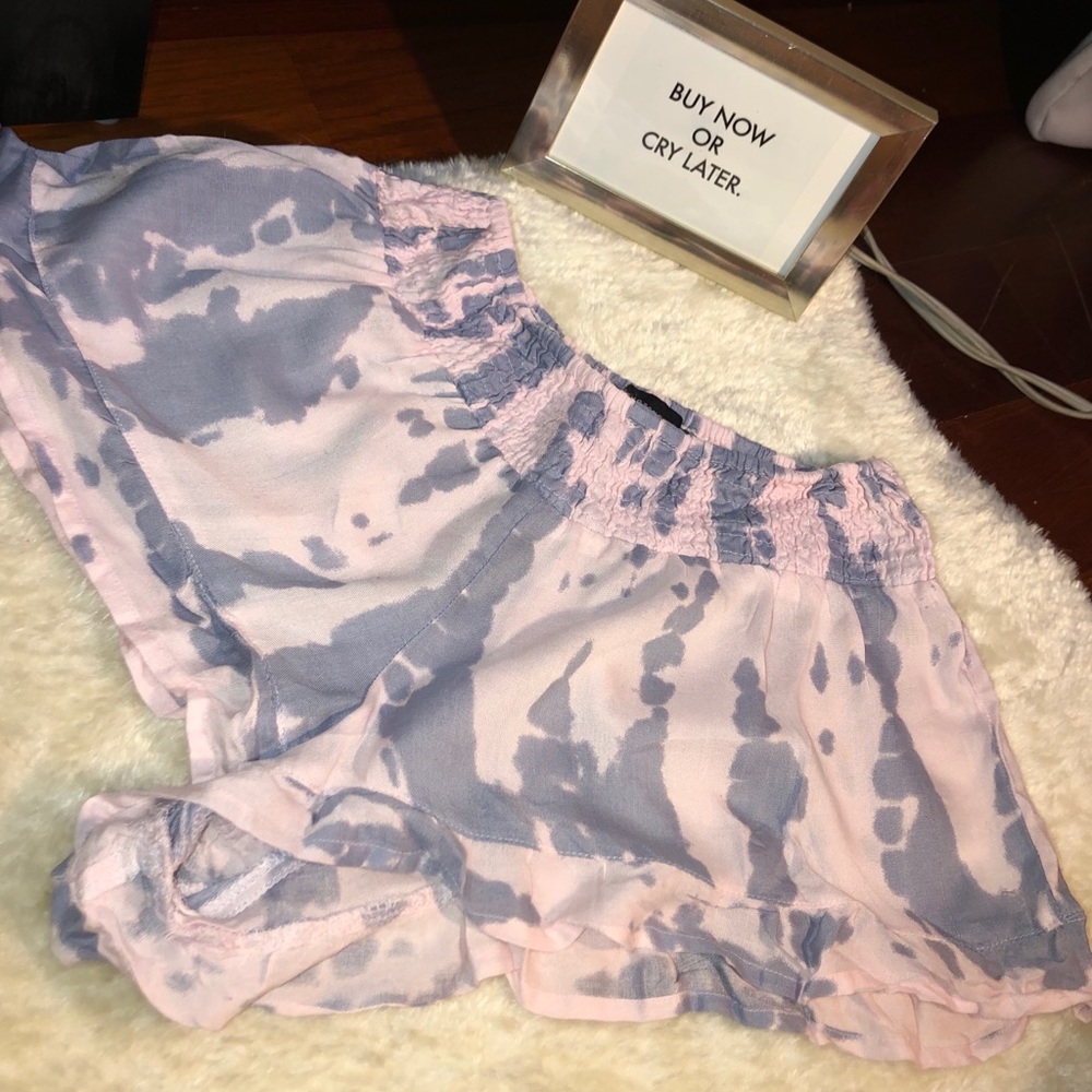 Cover up shorts 💜